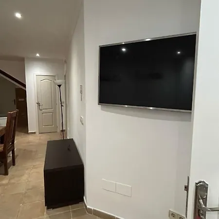 Βίλα Dream With Heated Swimming Pool, Jacuzzi, Waterfall, Heating Is Extra Benalmádena